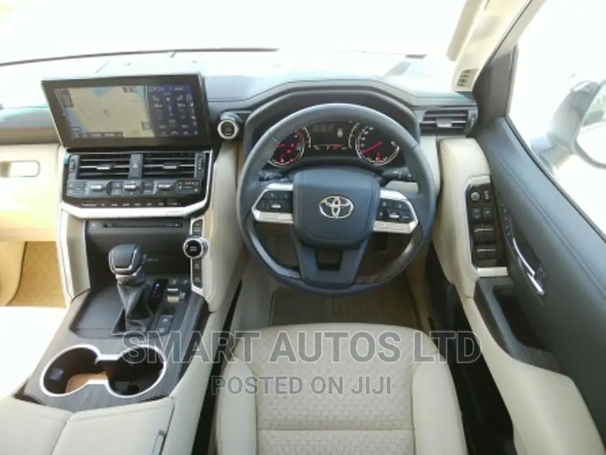 New Toyota Land Cruiser 2022 Pearl