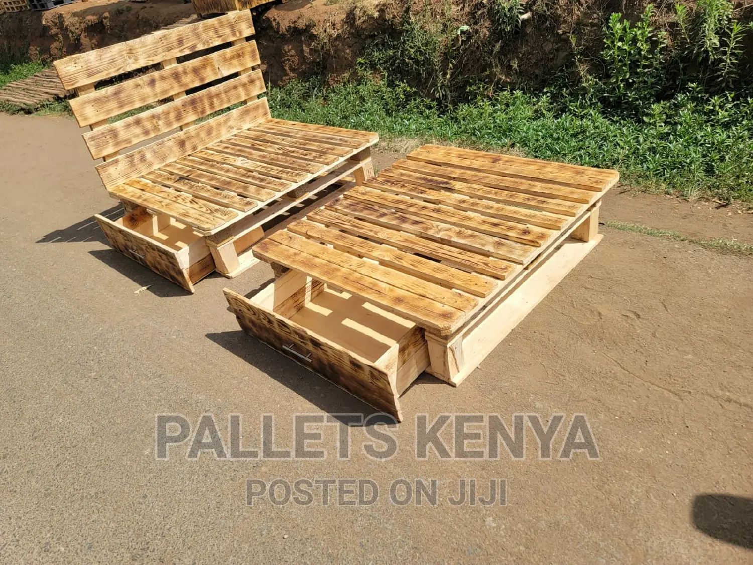 Pallet Bed- Blazed 4*6 Bed With Drawers. #61