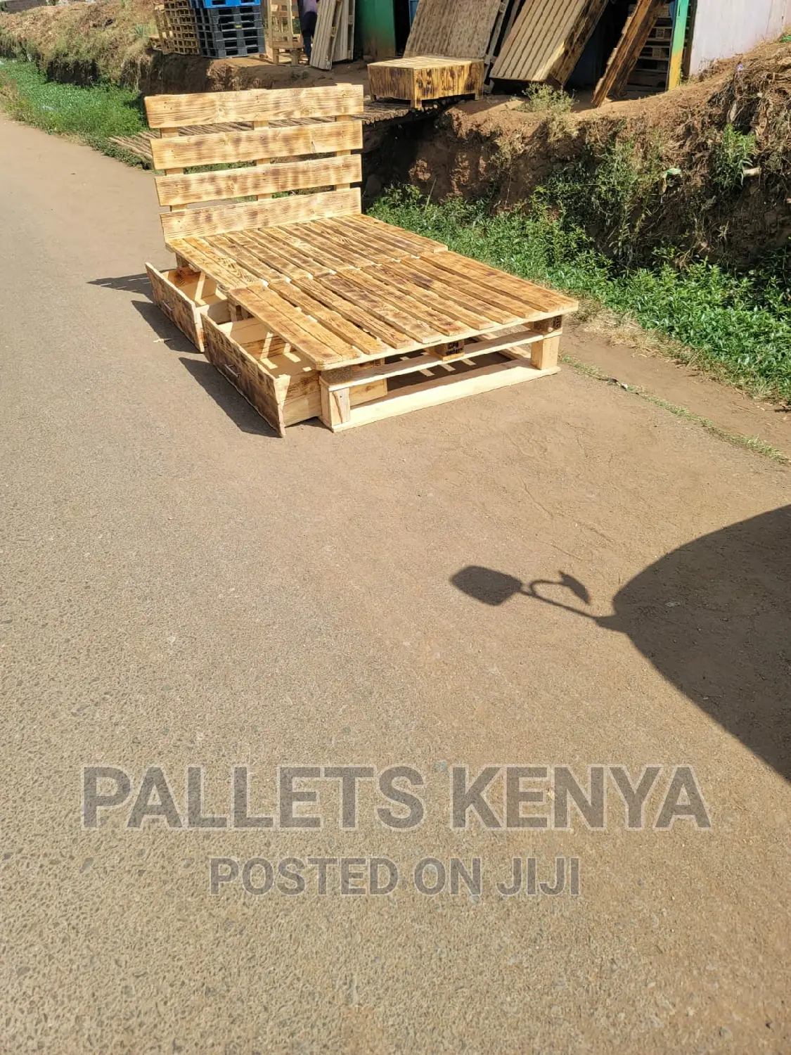Pallet Bed- Blazed 4*6bed With Drawers.#64