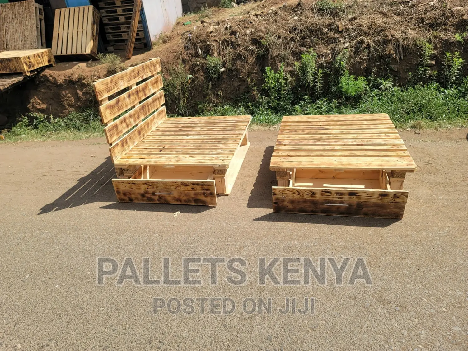 Pallet Bed- Blazed 4*6bed With Drawers. #94