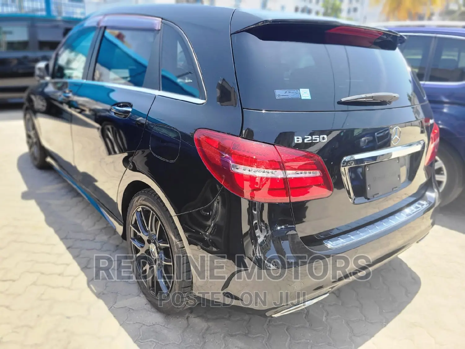 Mercedes-Benz B-Class 2016 Black