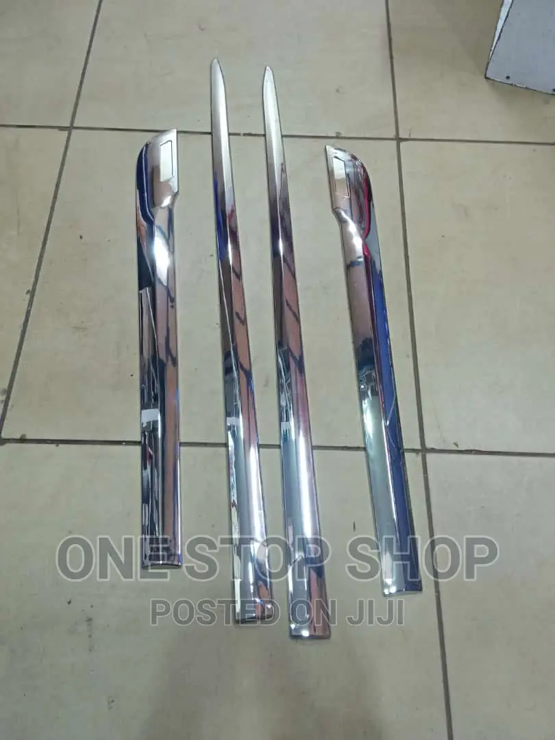 Prado Door Side Chrome Moulding 4pcs