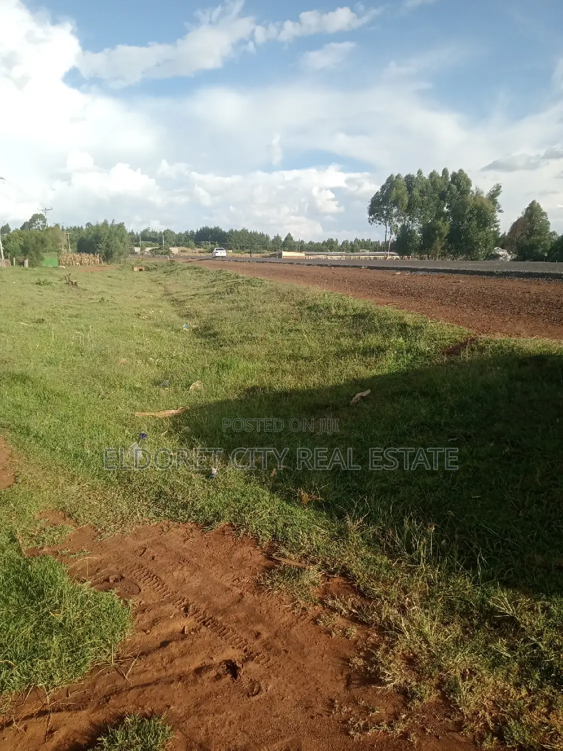 One Acre Touching Tarmac Naiberi