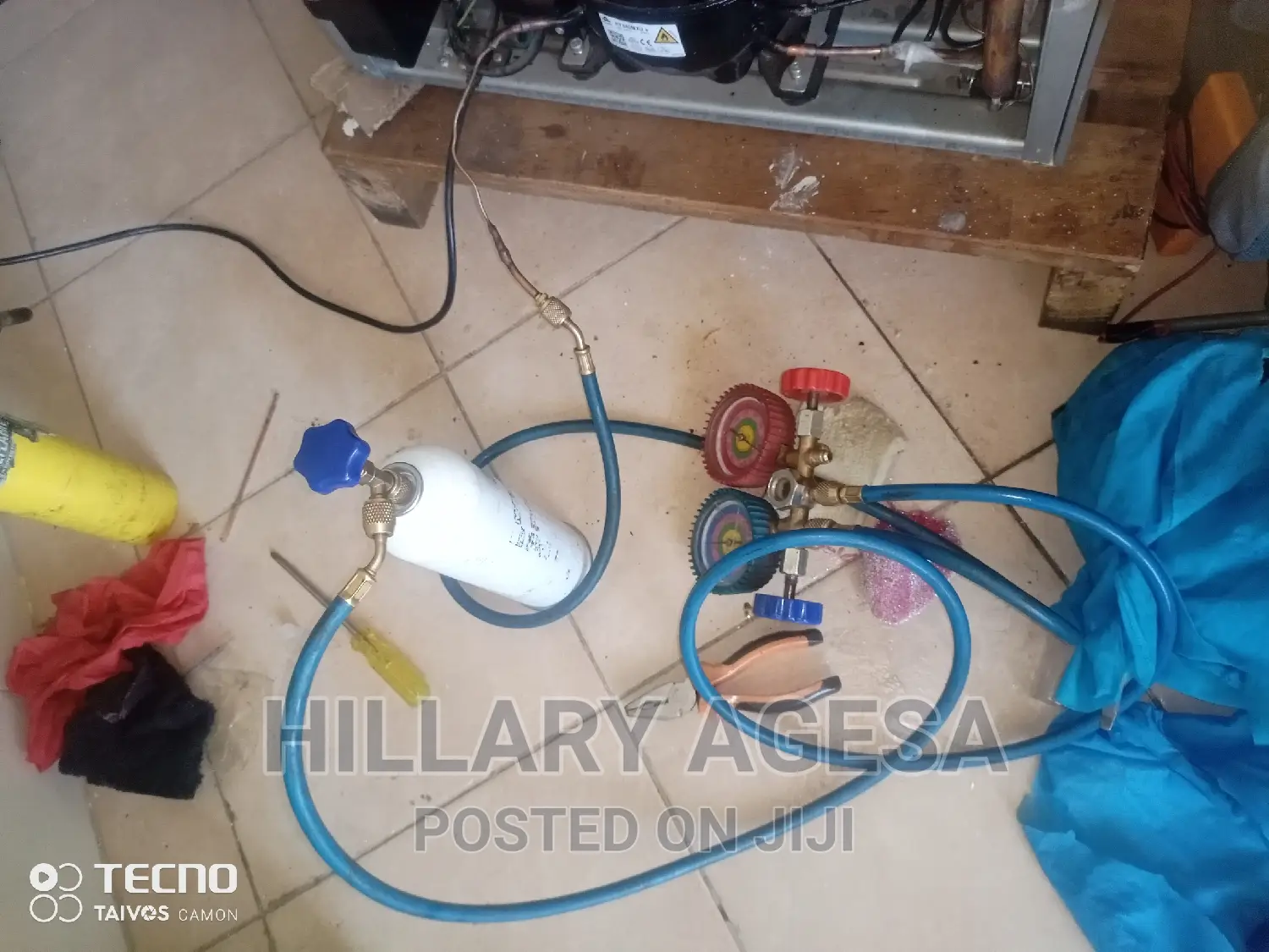 Fridge Top Freezer Gas Refilling
