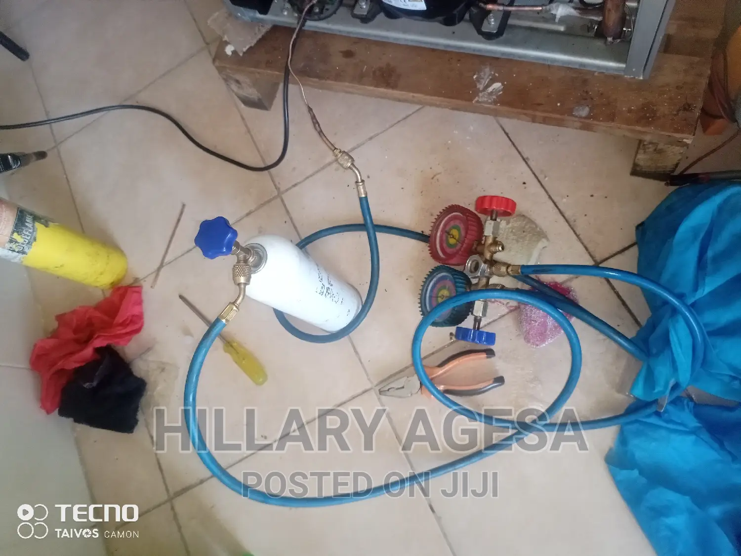 Fridge Top Freezer Gas Refilling