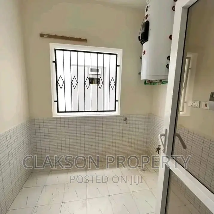 2bdrm Apartment in Azeru Road, Lavington for rent