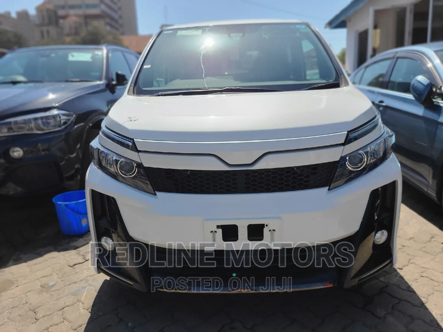 Toyota Voxy 2017 White