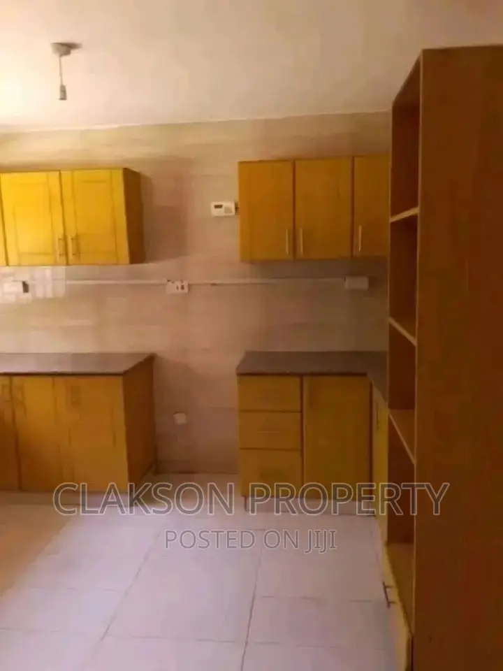 3bdrm Apartment in Naivasha Road Near, Kilimani for rent