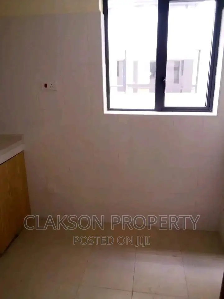 2bdrm Apartment in Ngongroad, Kilimani for rent