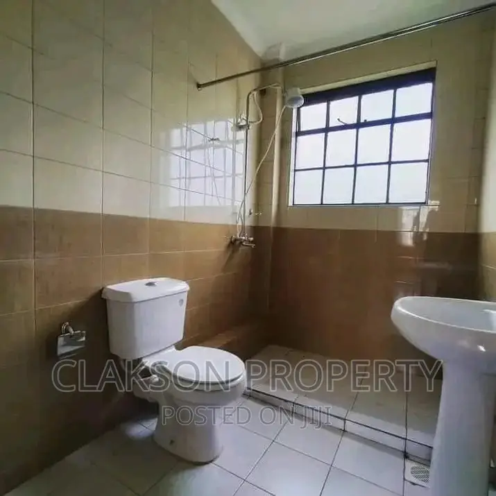 3bdrm Apartment in Naivasha Road Near, Kilimani for rent