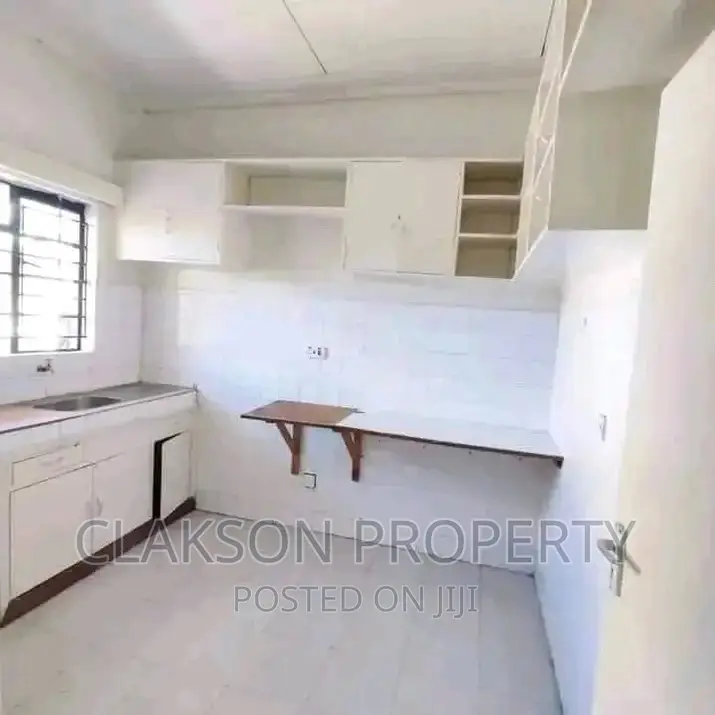 2bdrm Apartment in Ngongroad, Kilimani for rent