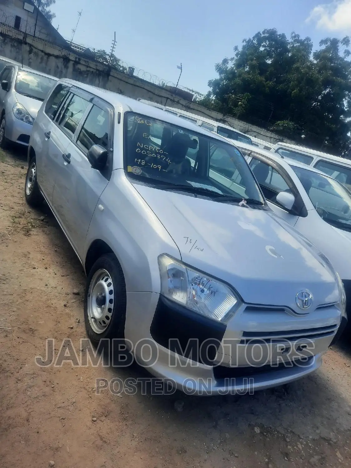 Toyota Succeed SV Premium 2016 Silver