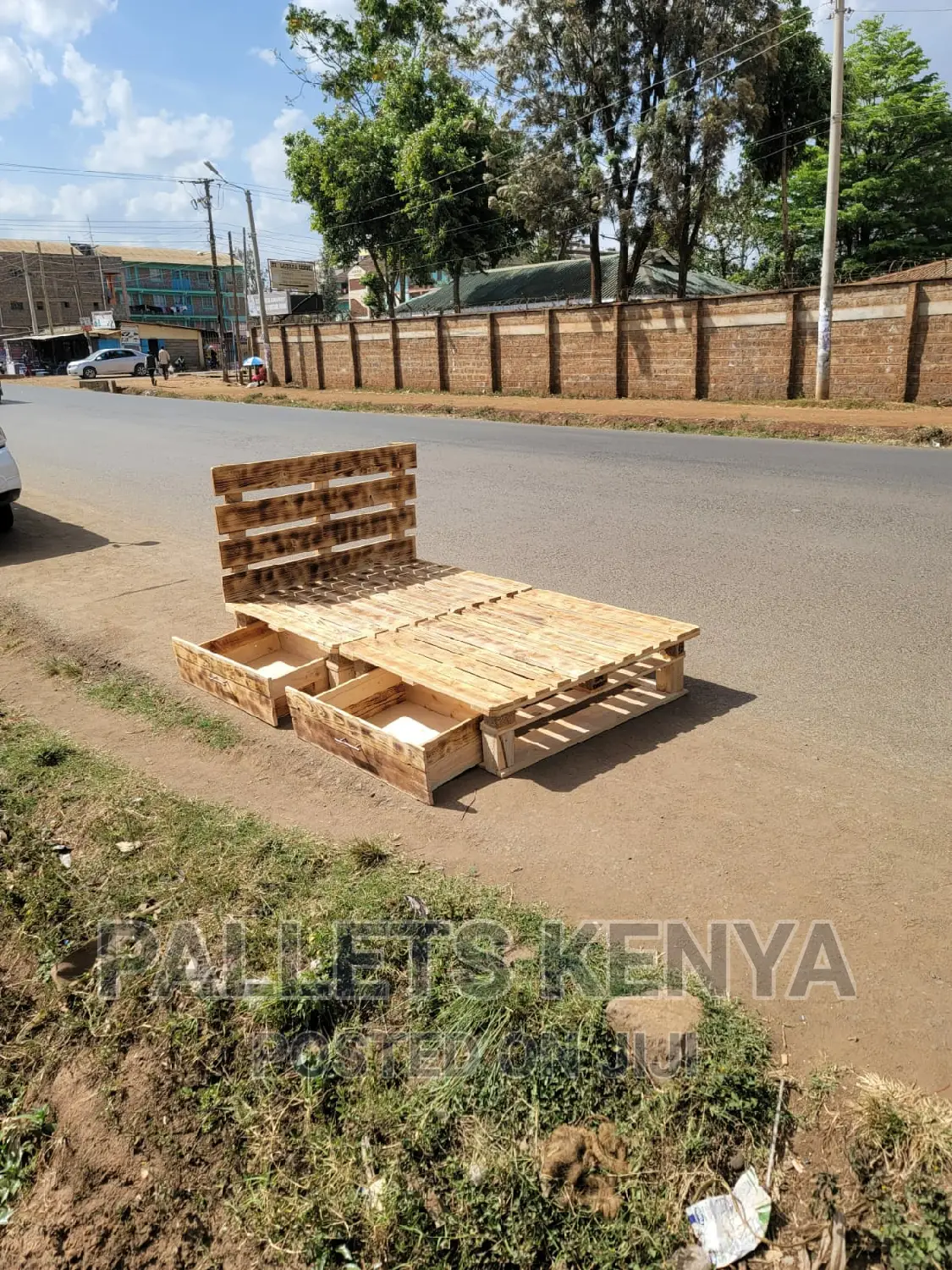 Pallet Bed- Blazed 4*6bed With Drawers.,(H;C)
