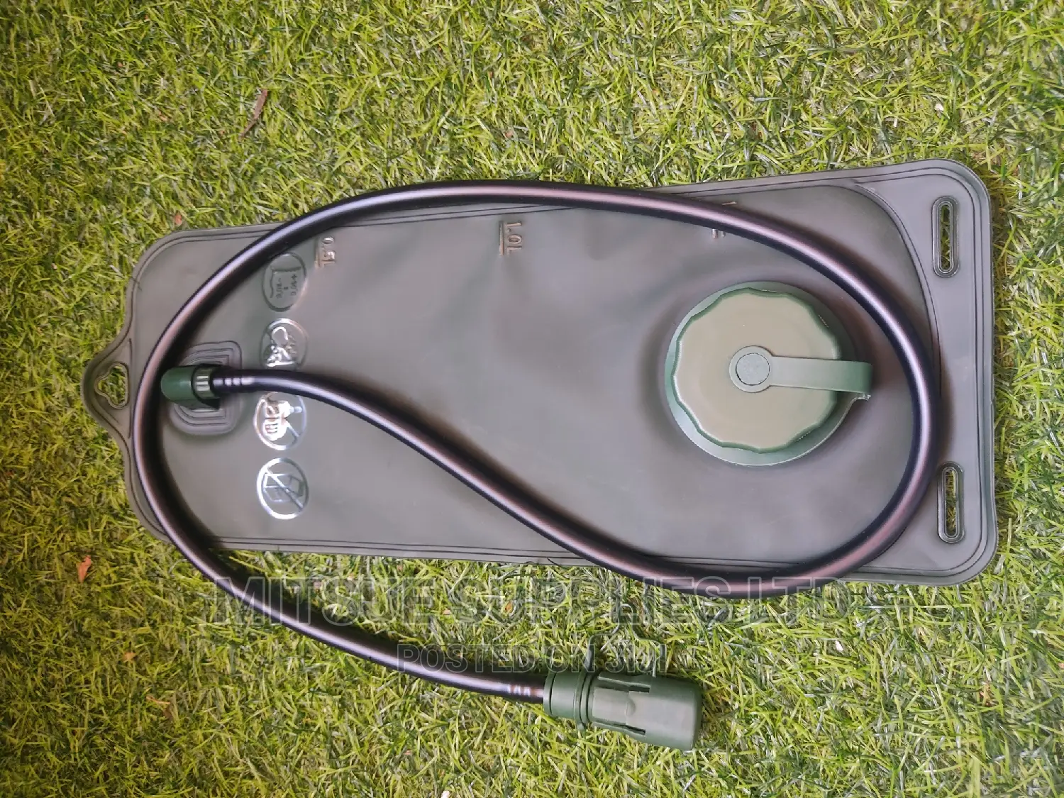 Berger Water Bladder 1.5L Made of TPU With a 100cm Pipe Leng