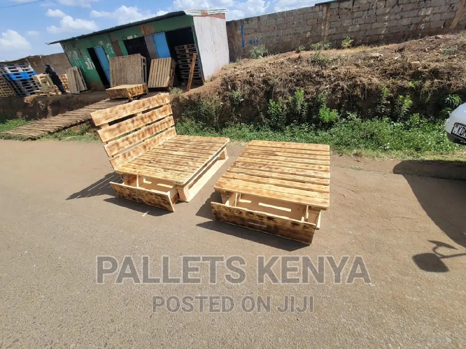 Pallet Bed- Blazed 4*6bed With Drawers.,(N#Hx)