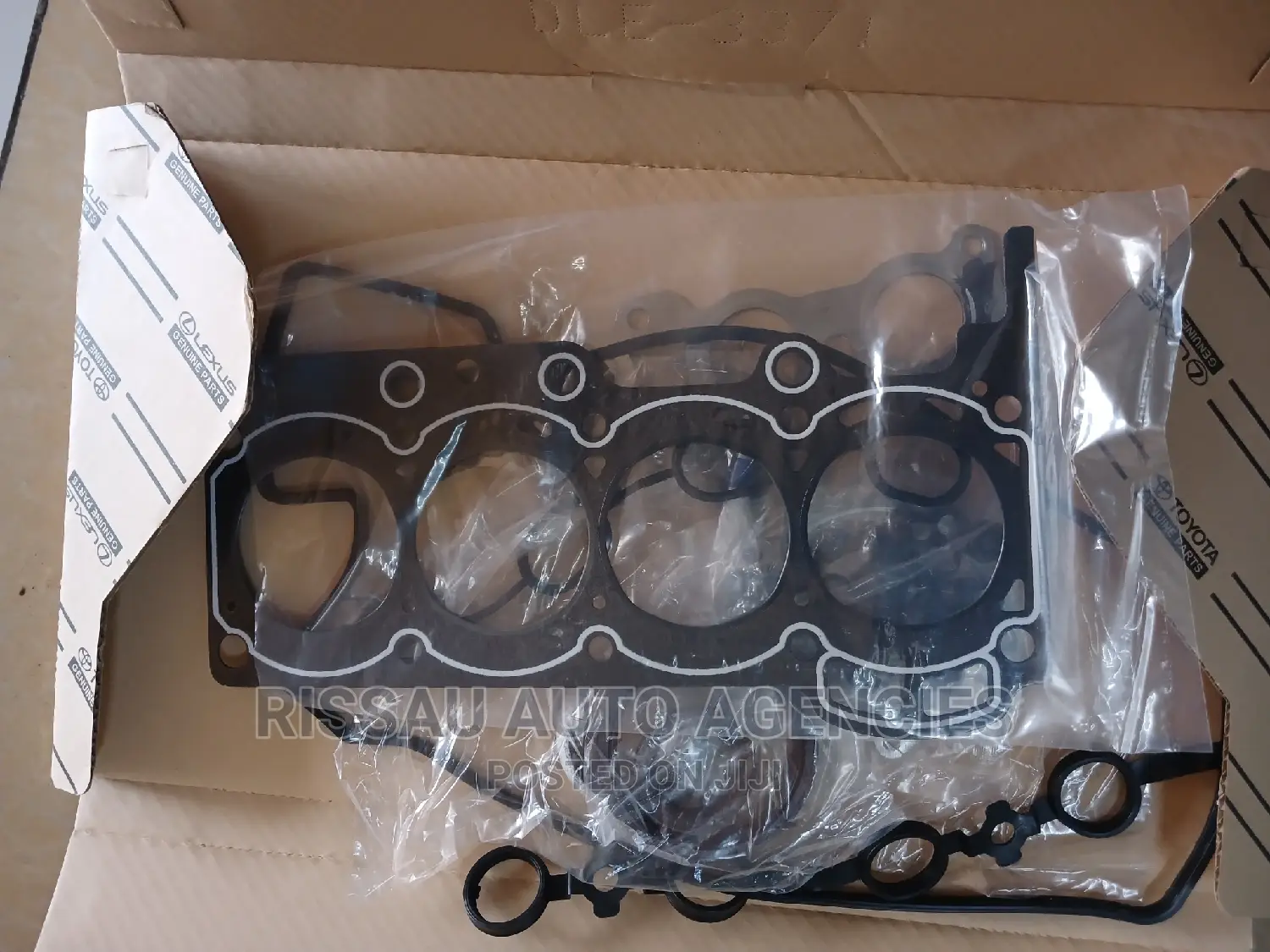 Toyota 1SZ Genuine Overhaul Gasket Kit Made in Japan.
