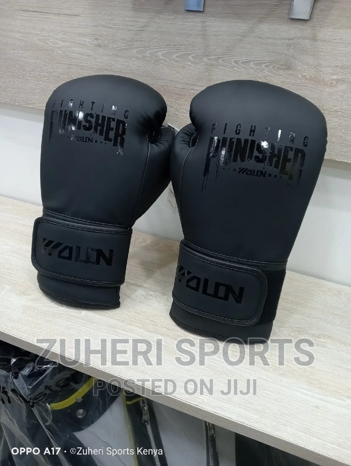 Professional Adult Boxing Gloves/Punisher 2.0/Wolon/16oz