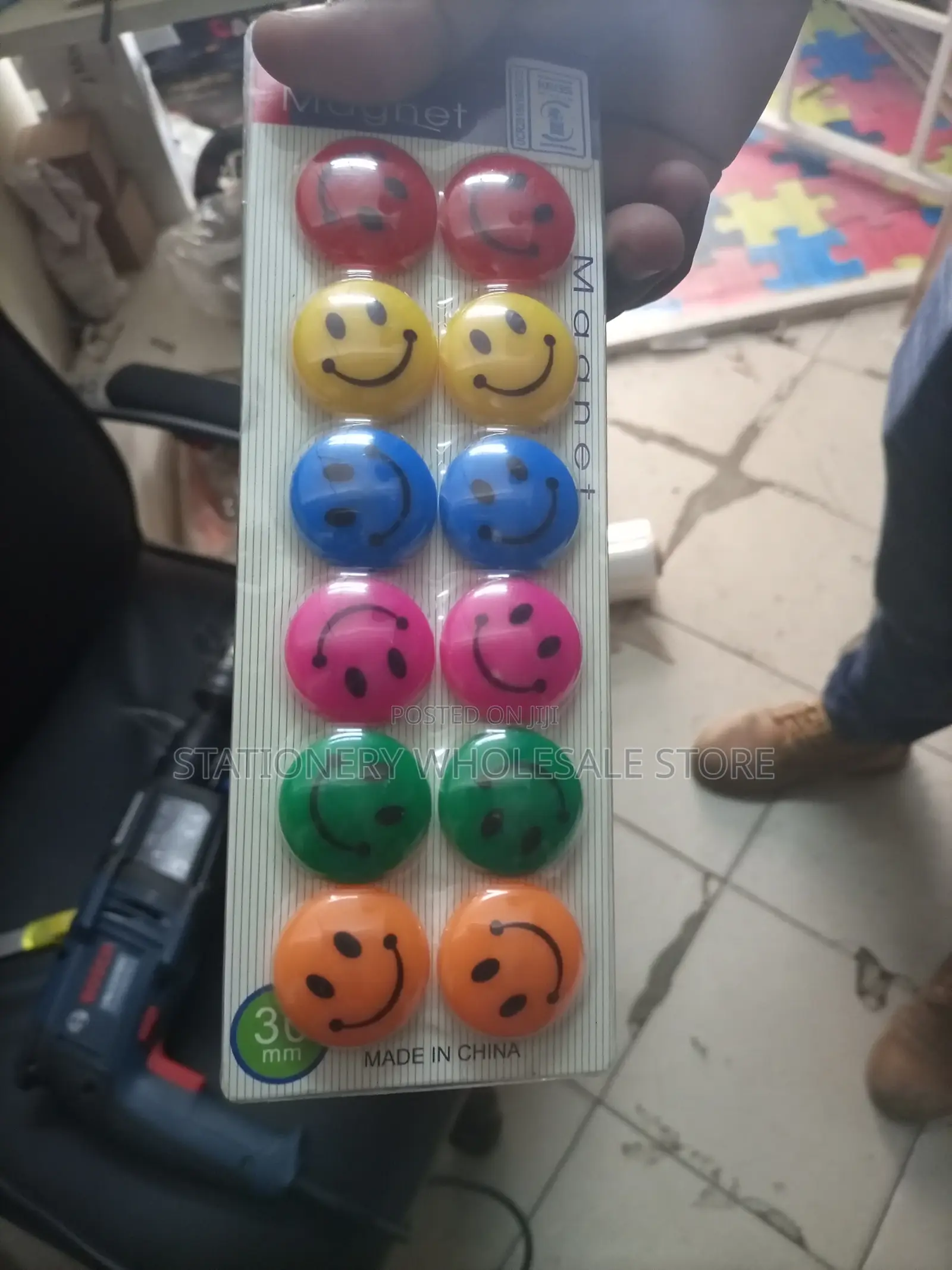 White Board Buttons Cap {Magnets}