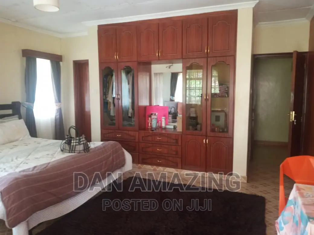 5bdrm Maisonette in Oluulua for sale