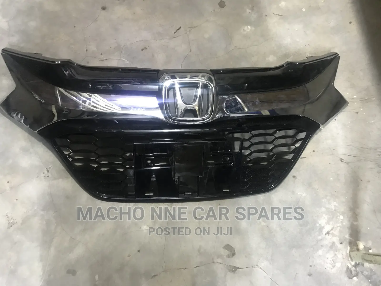 Honda Vezel 2012-2015 Glass Grill