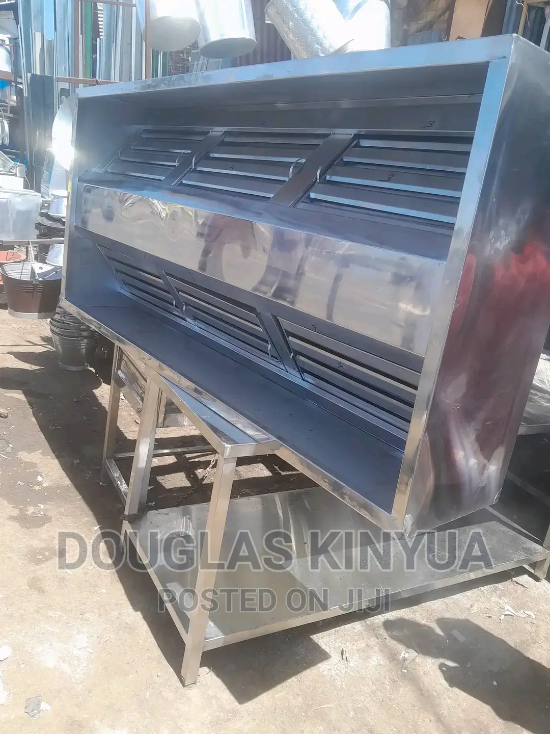 Stainless Steel Mountain Kitchen Extractor Hood.