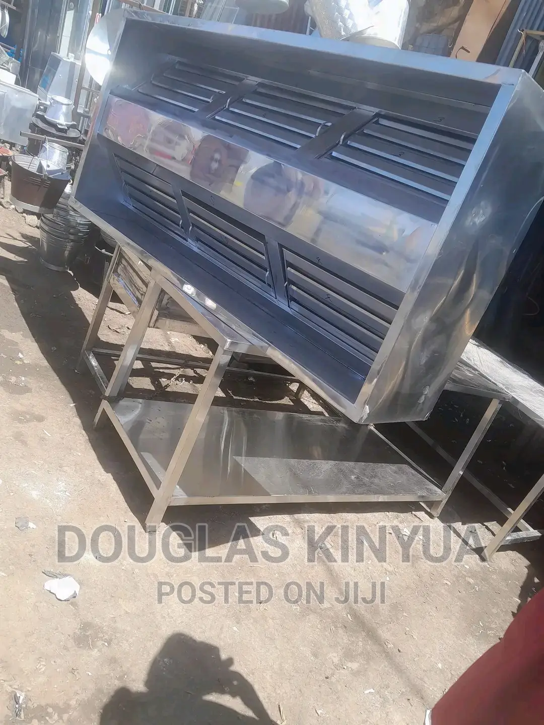 Stainless Steel Mountain Kitchen Extractor Hood.