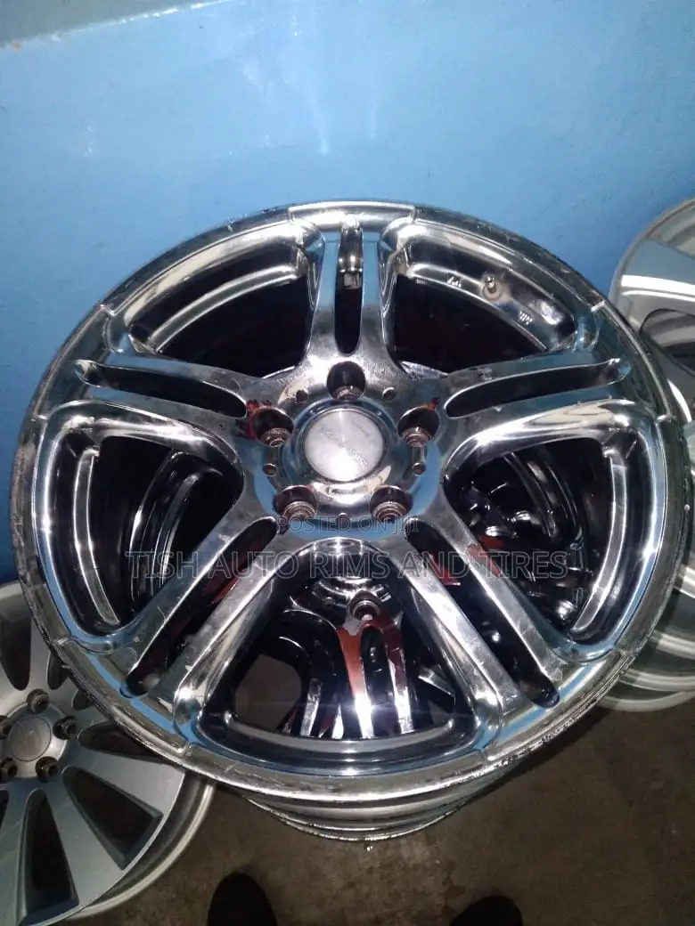 Nissan Skyline, Fuga 17 Inch Rims Set