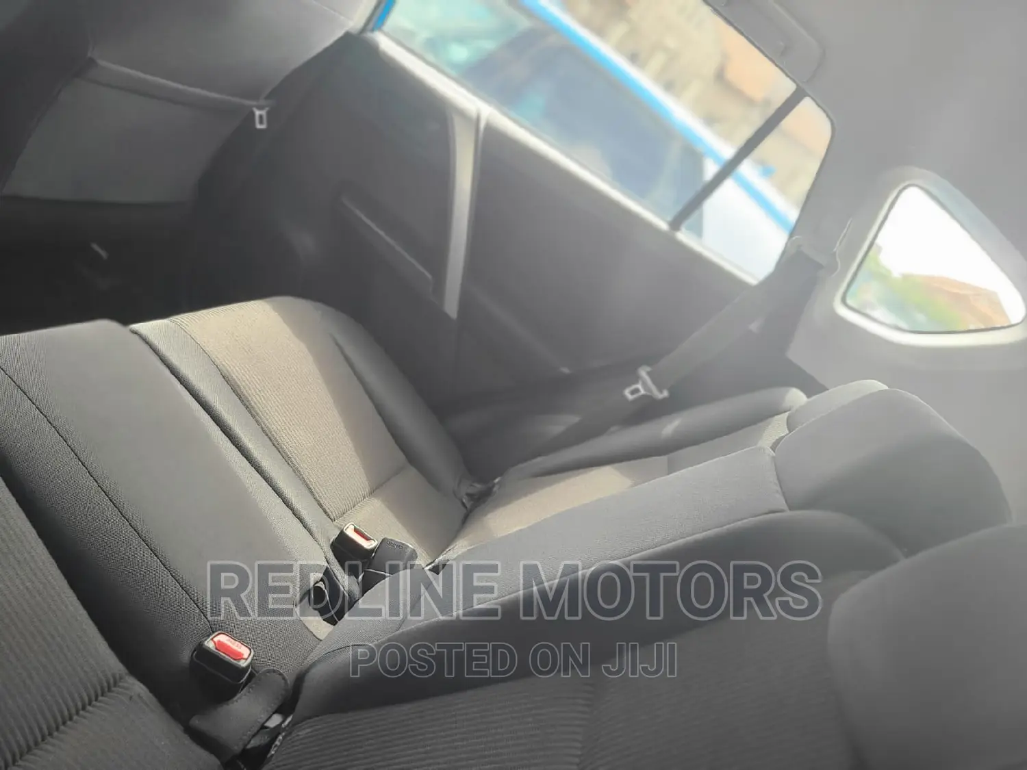 Toyota RAV4 2017 Blue