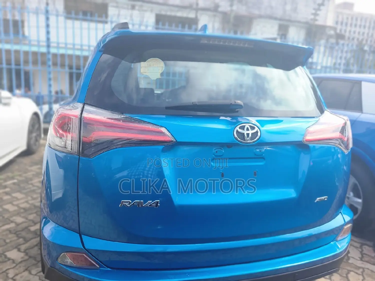 Toyota RAV4 2017 Blue