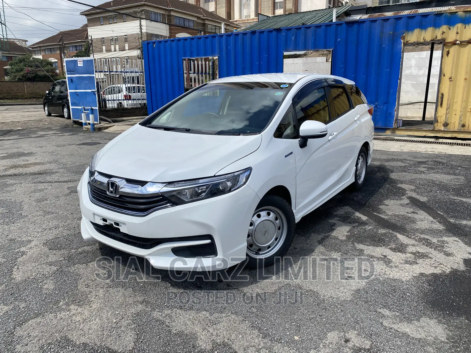Honda Shuttle 1.5 Hybrid 2WD 2016 White