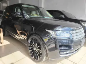 Land Rover Range Rover Vogue 2017 Black