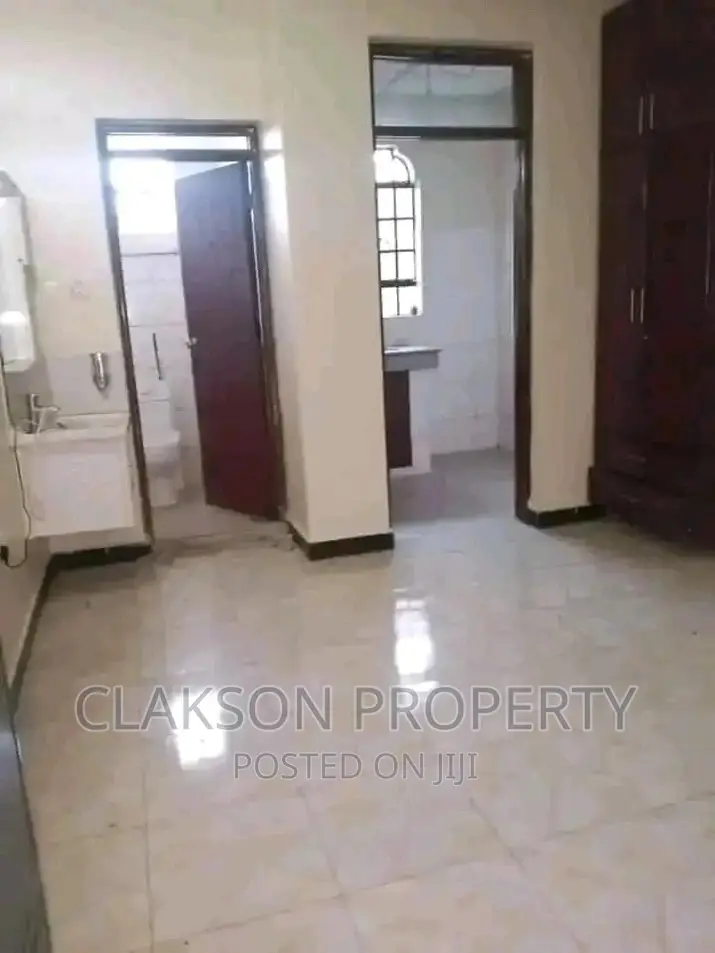 1bdrm Apartment in Ngongroad Rescosco, Kilimani for rent