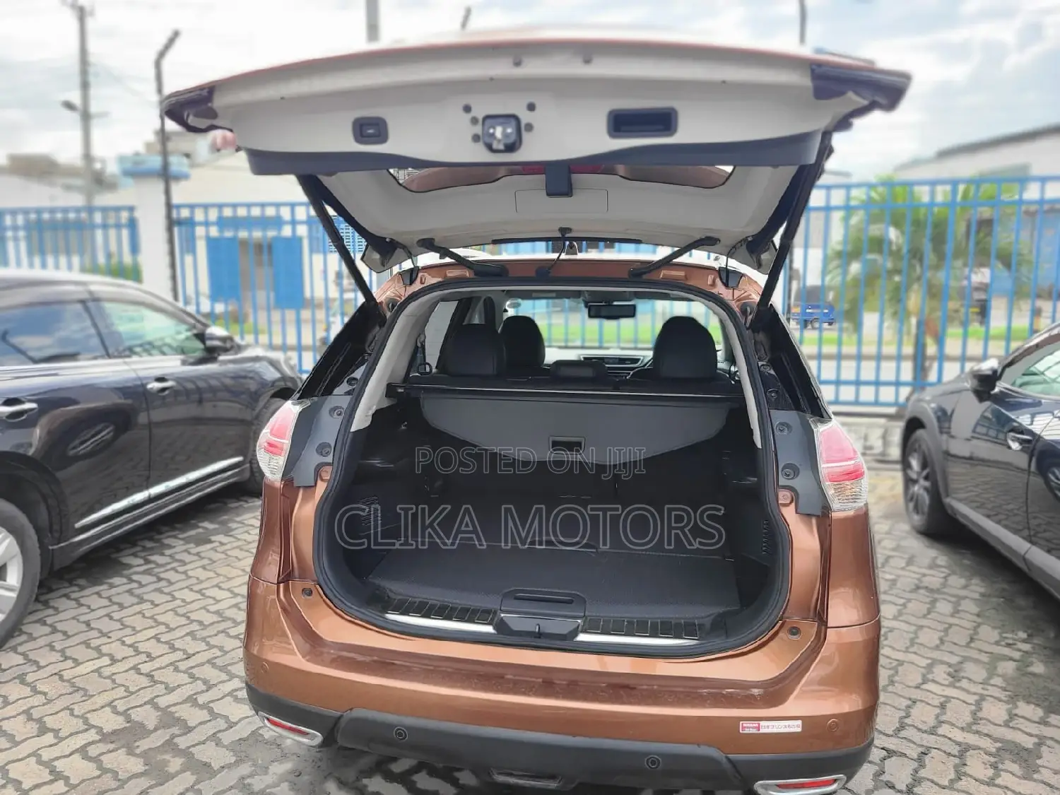 Nissan X-Trail 2016 Gold