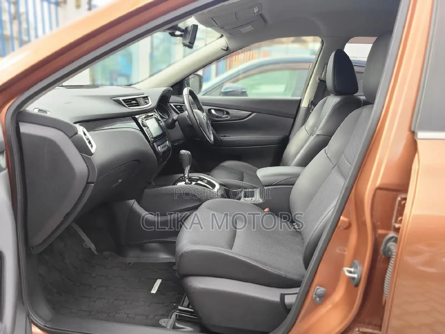 Nissan X-Trail 2016 Gold