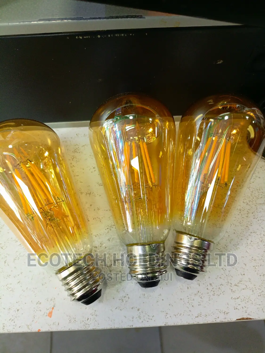 8wts E27:Srew Warm Filament Bulb