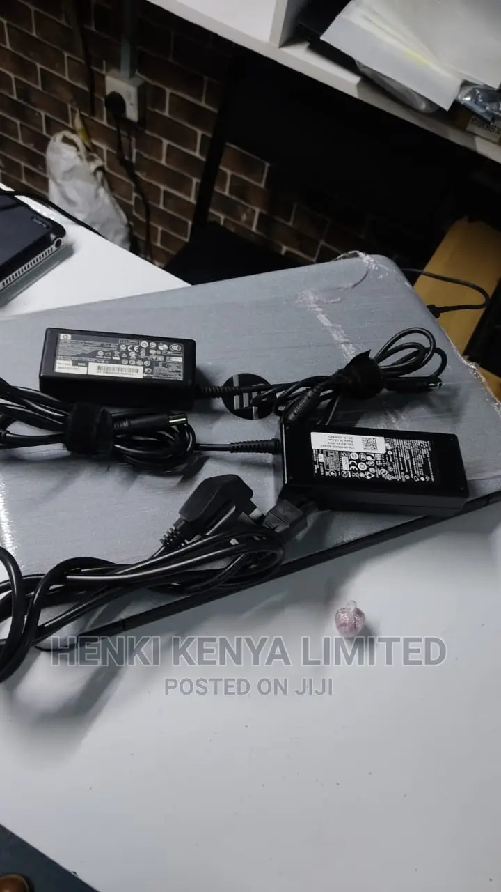 Complete Laptop Charger (Adapter and Power Cable )
