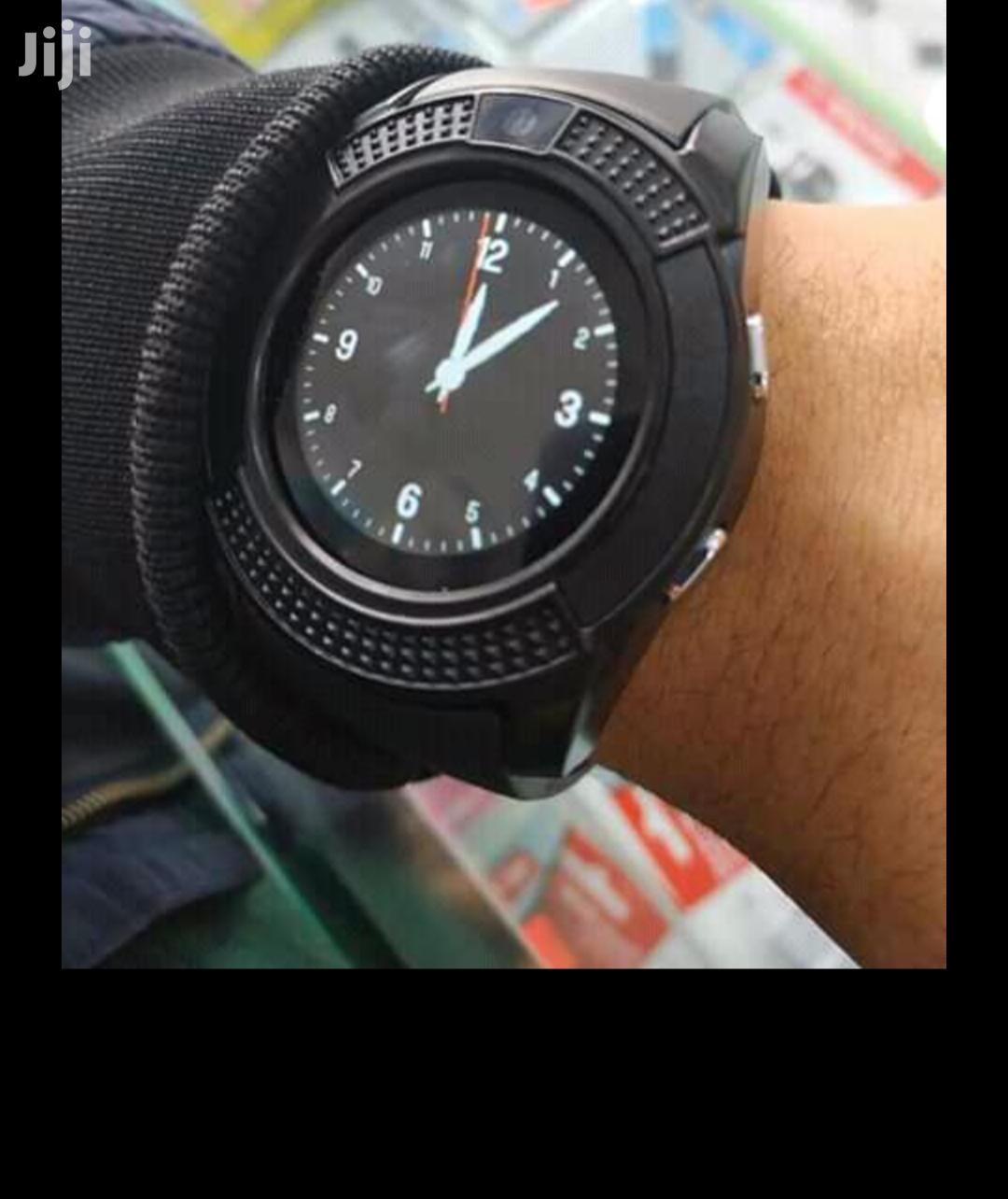 Smart Watch Bluetooth Calls Text Whatsap With It