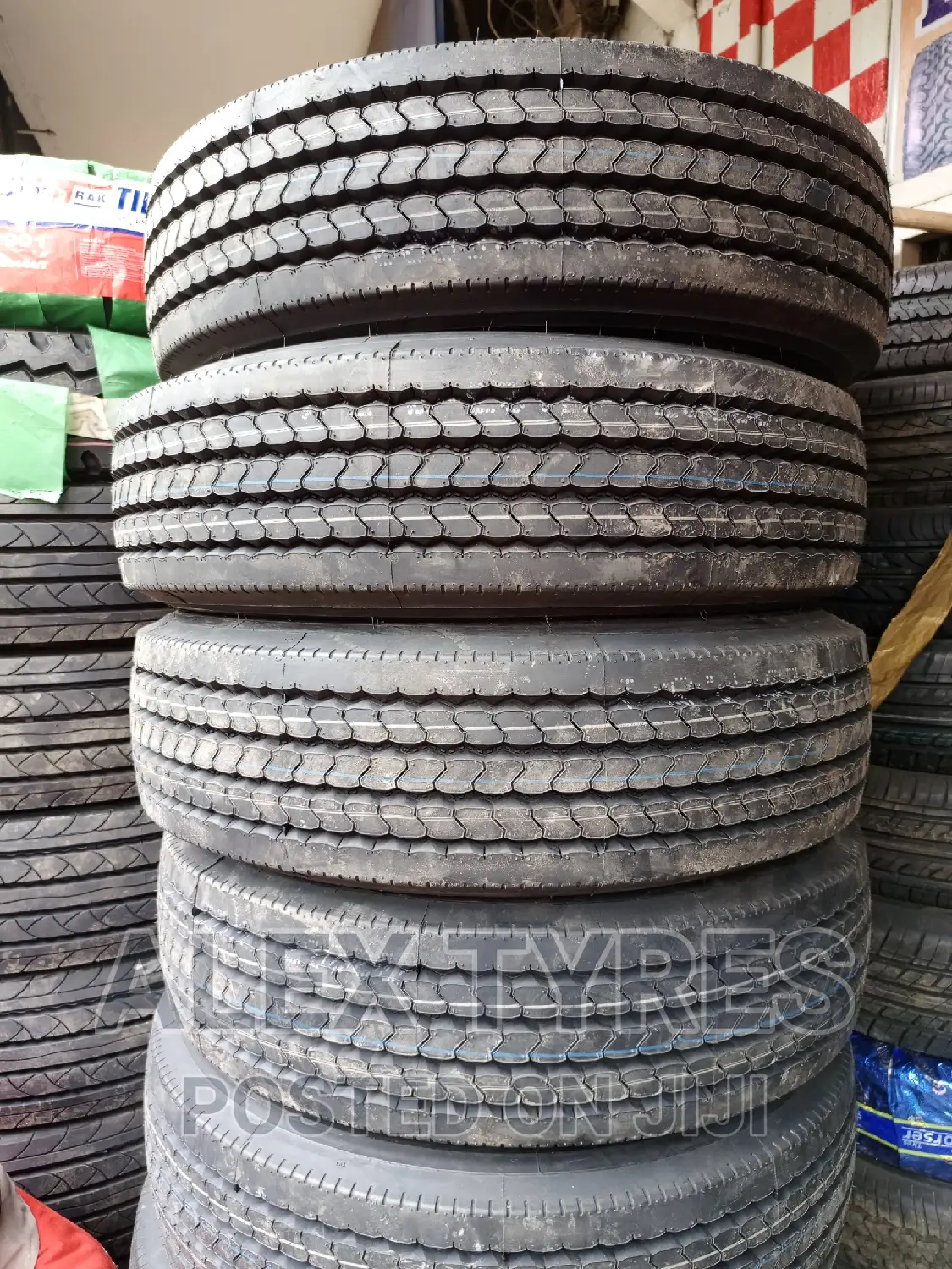 215/75r17.5 Sporttrack Tires Made in China