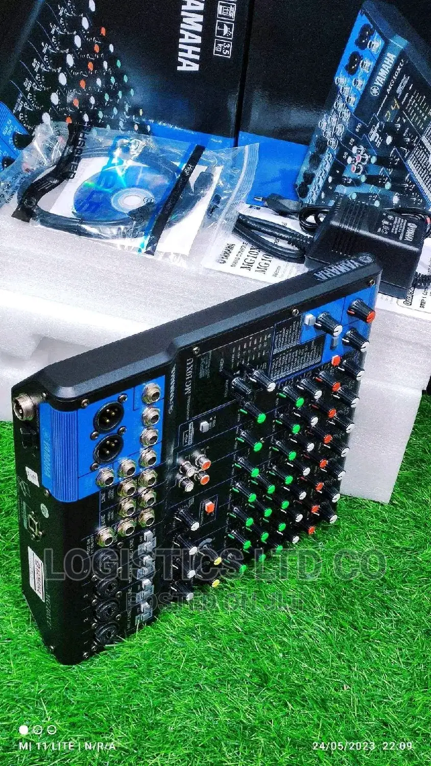 Yamaha MG10 10-Input Stereo Mixer