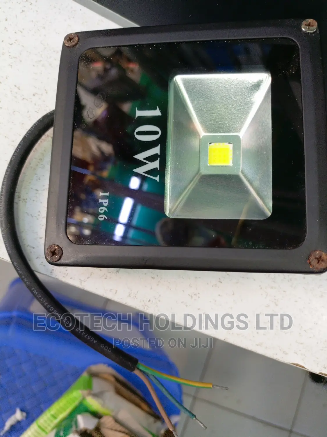 Offer On 10wts Ac Led Floodlight
