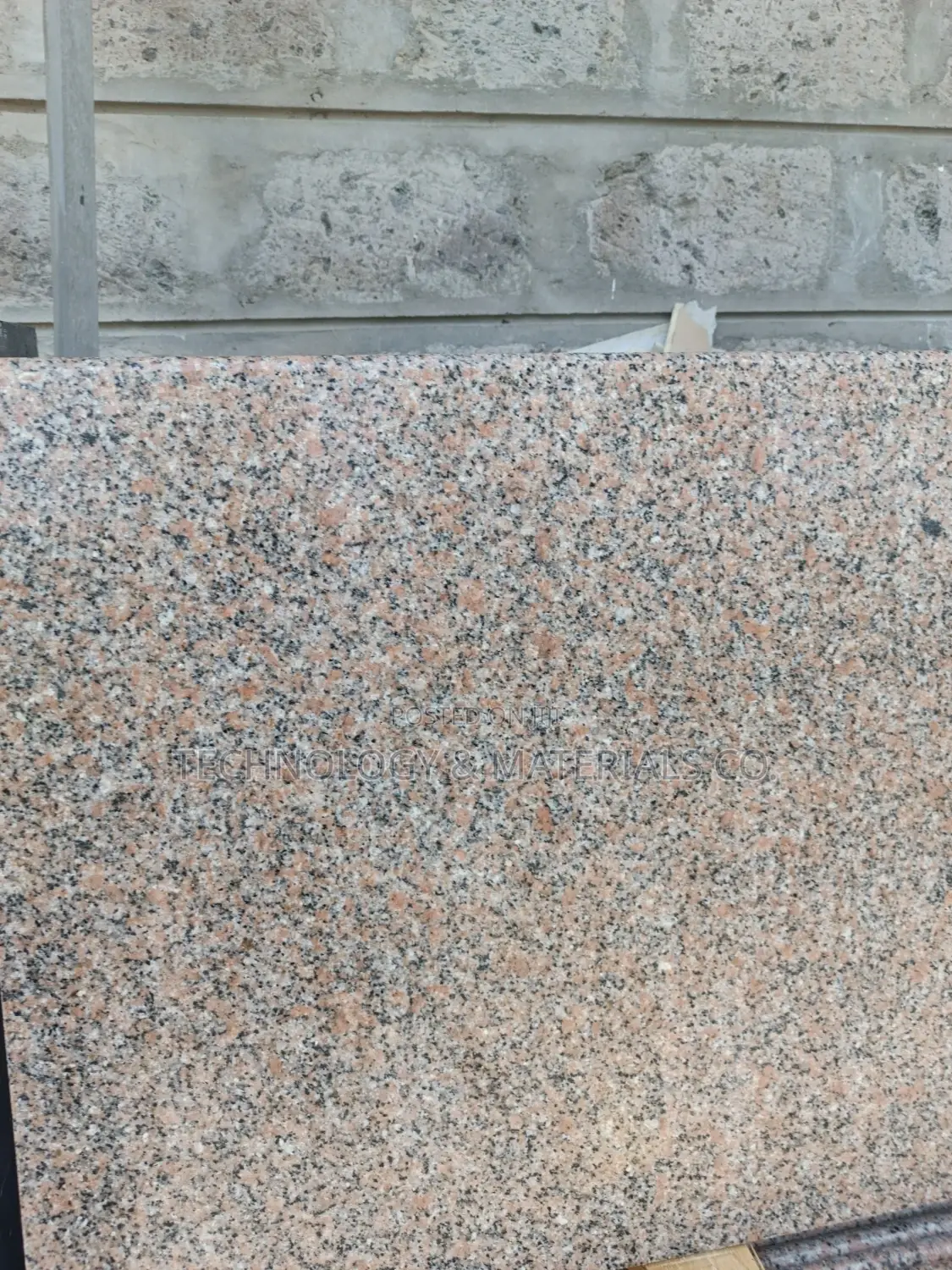 Hoody Granite Offer (2.4*0.60M)