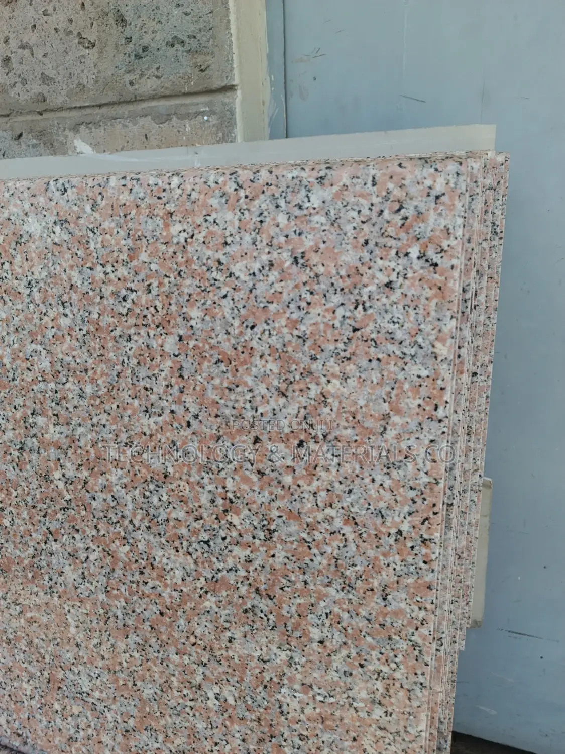 Granite-Dark Rosa Hoody-2.4*0.6m