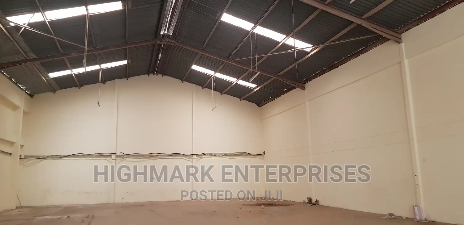 Industrial Area:6000 Sq Feet Godown to Let