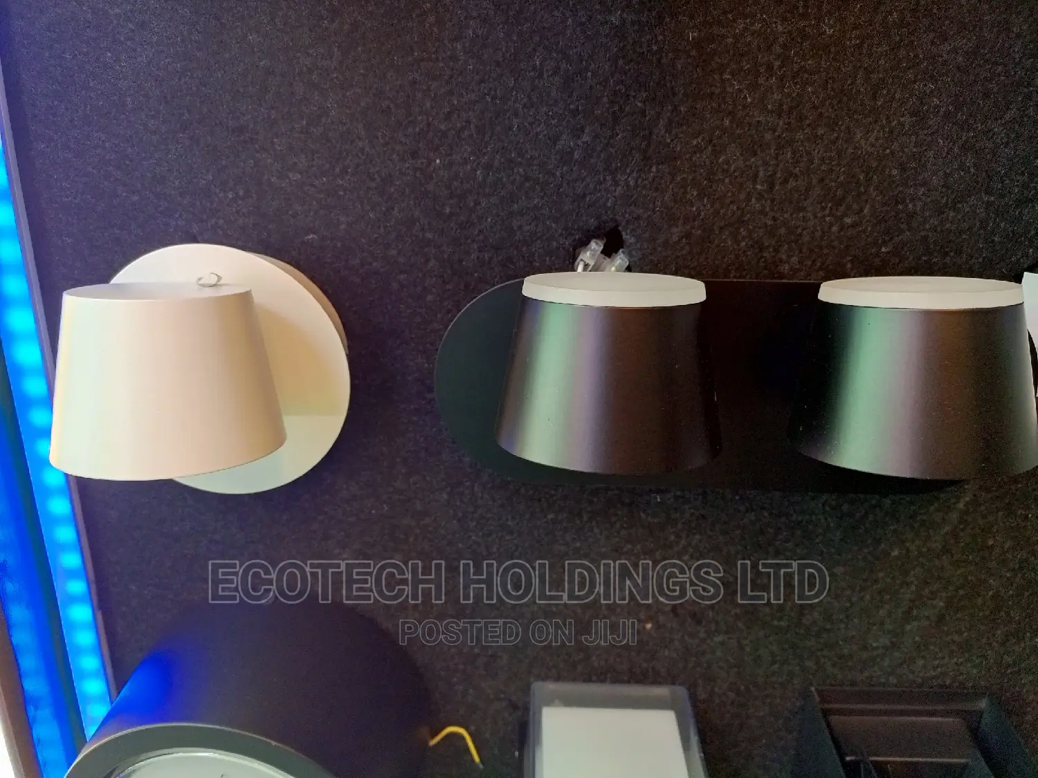 Single Wall Brackets