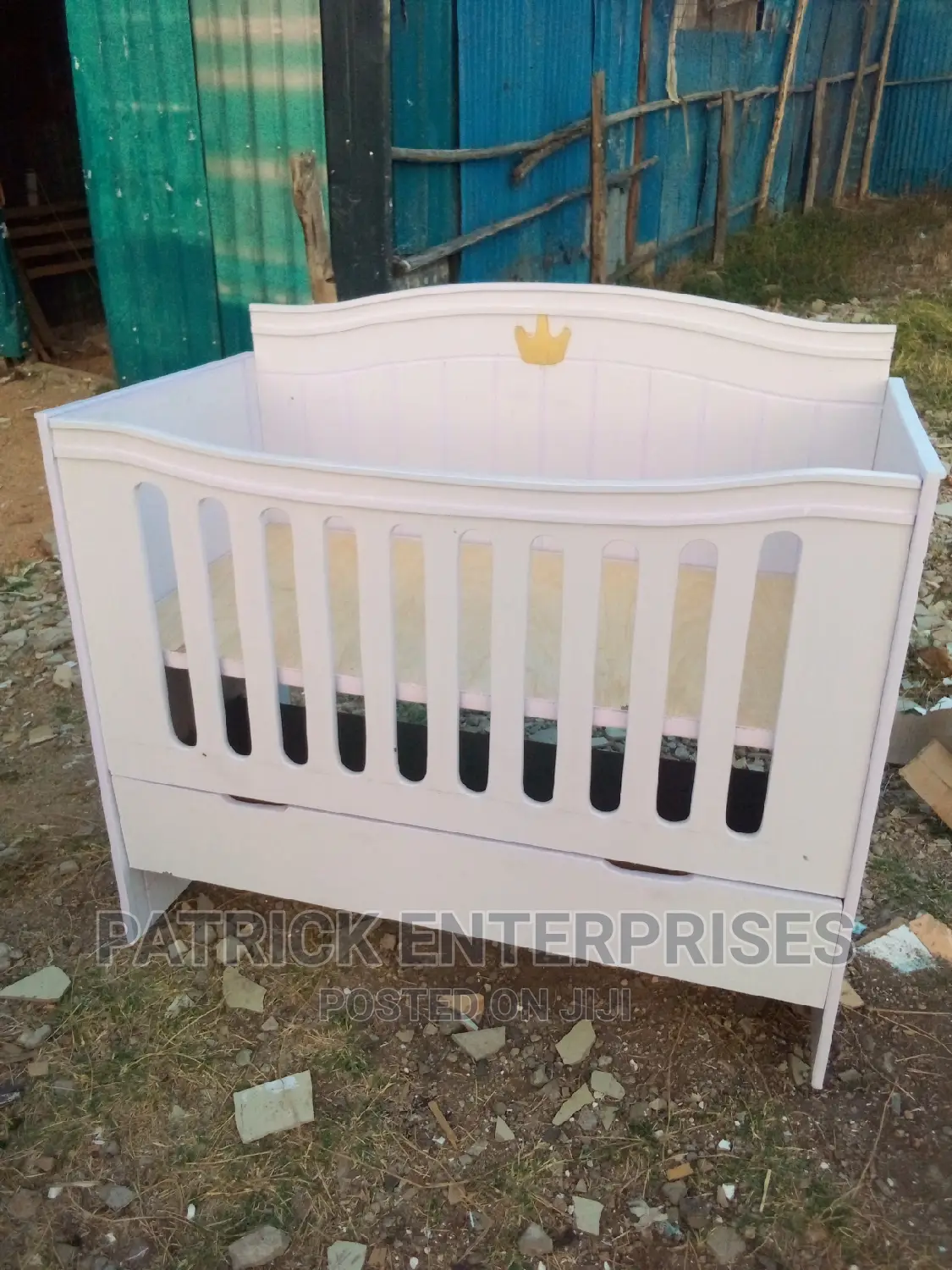 Morden MDF/Wooden Baby Cot 4 by 2 Fitts