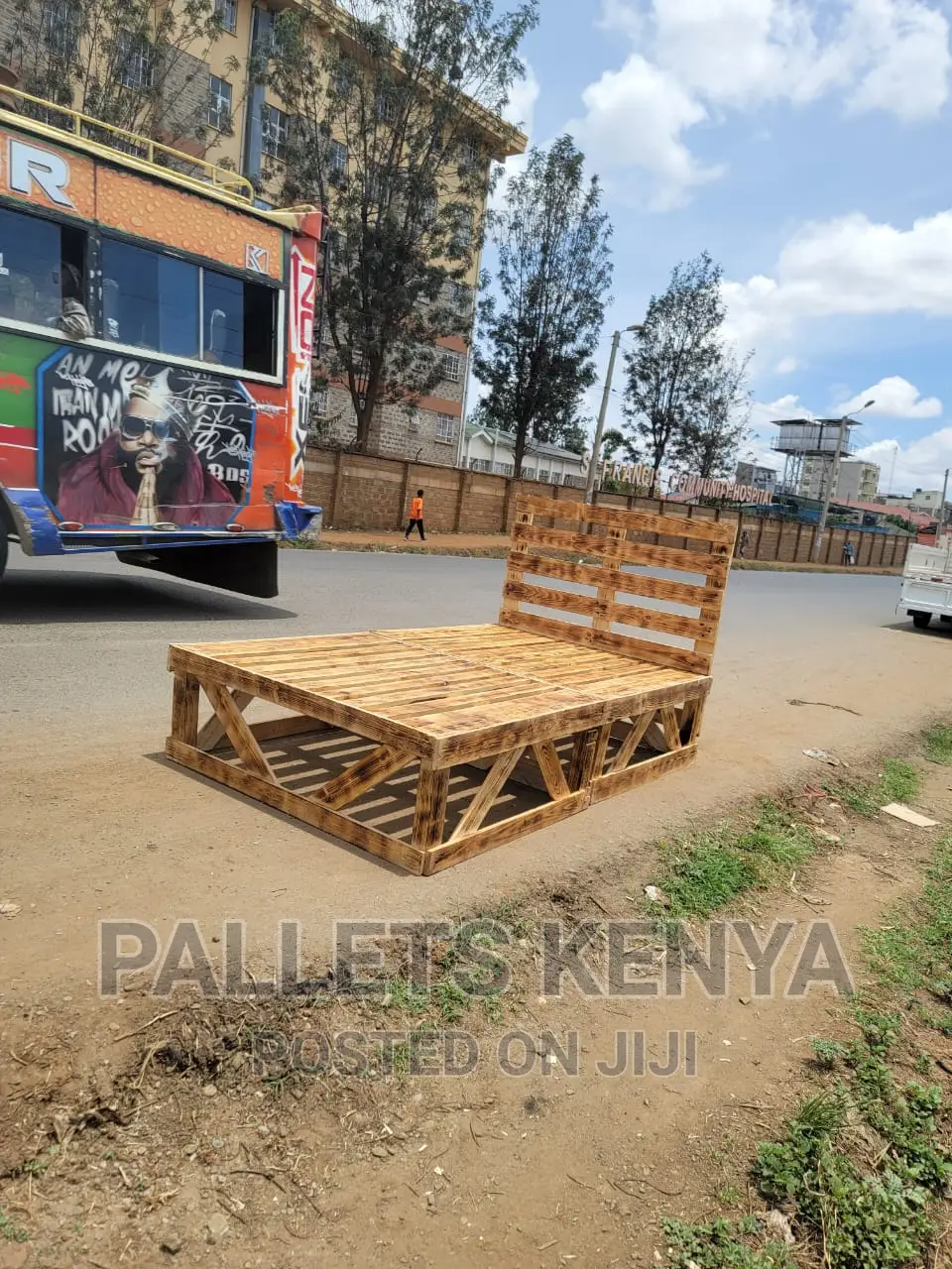Pallet Bed- 4*6 Detachable, Blazed Pallet Bed.(#PG05 )