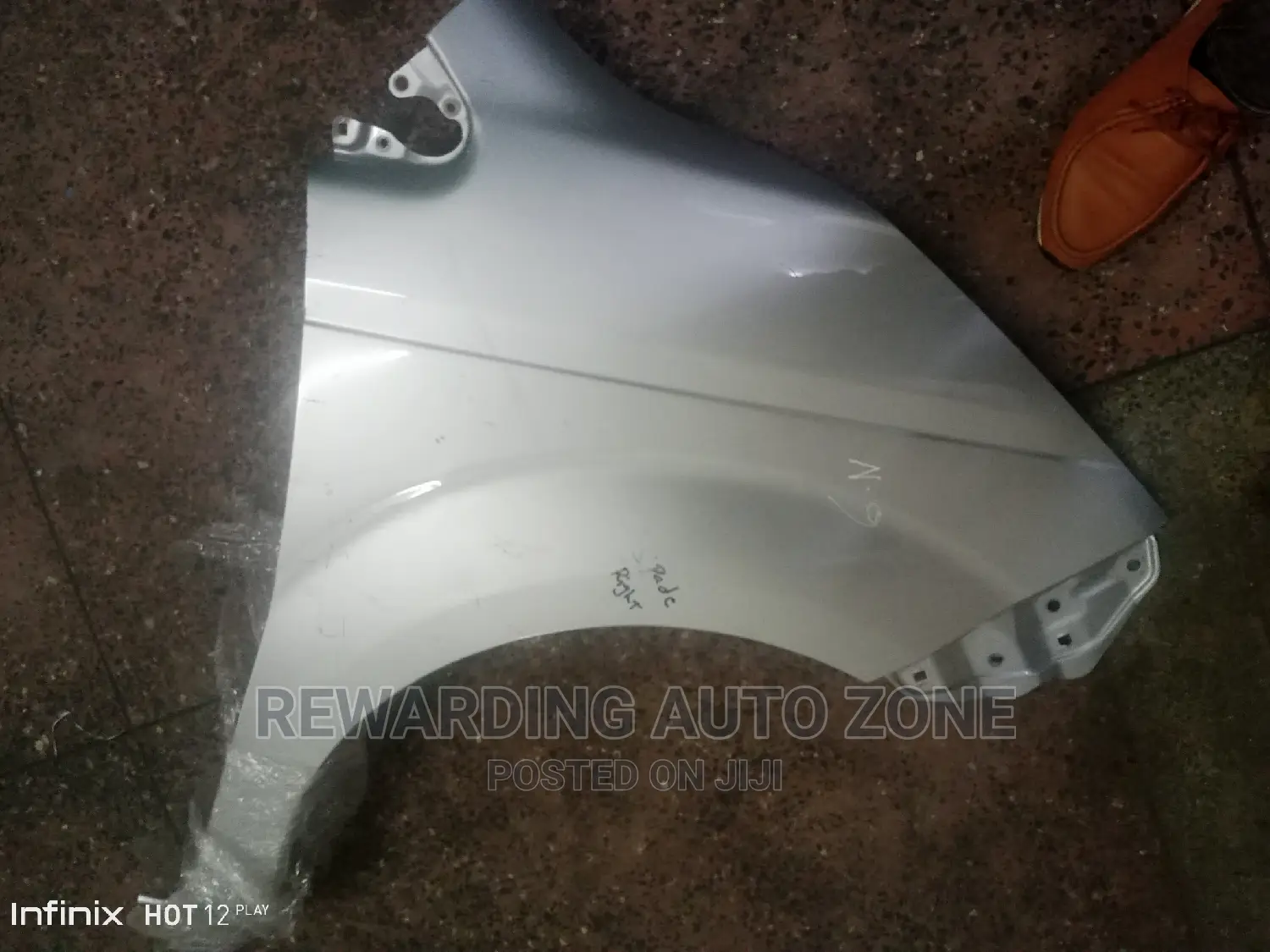 Toyota Spade Wing(Fender).