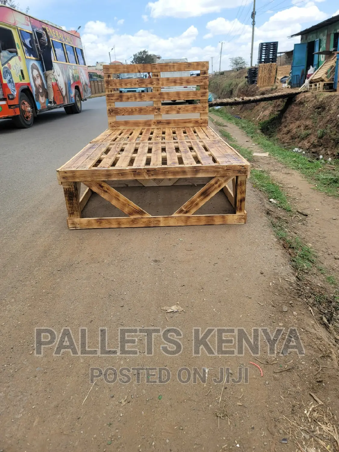 4*6 Pallet Bed- Detachable and Blazed Pallet Bed.(#PL45,)