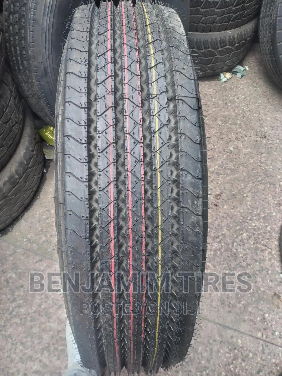 Continental Tires Sizes 10R17.5 Tubeles for Isuzu Frr.
