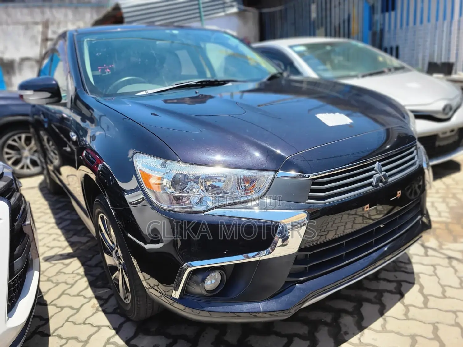 Mitsubishi RVR 2017 Black